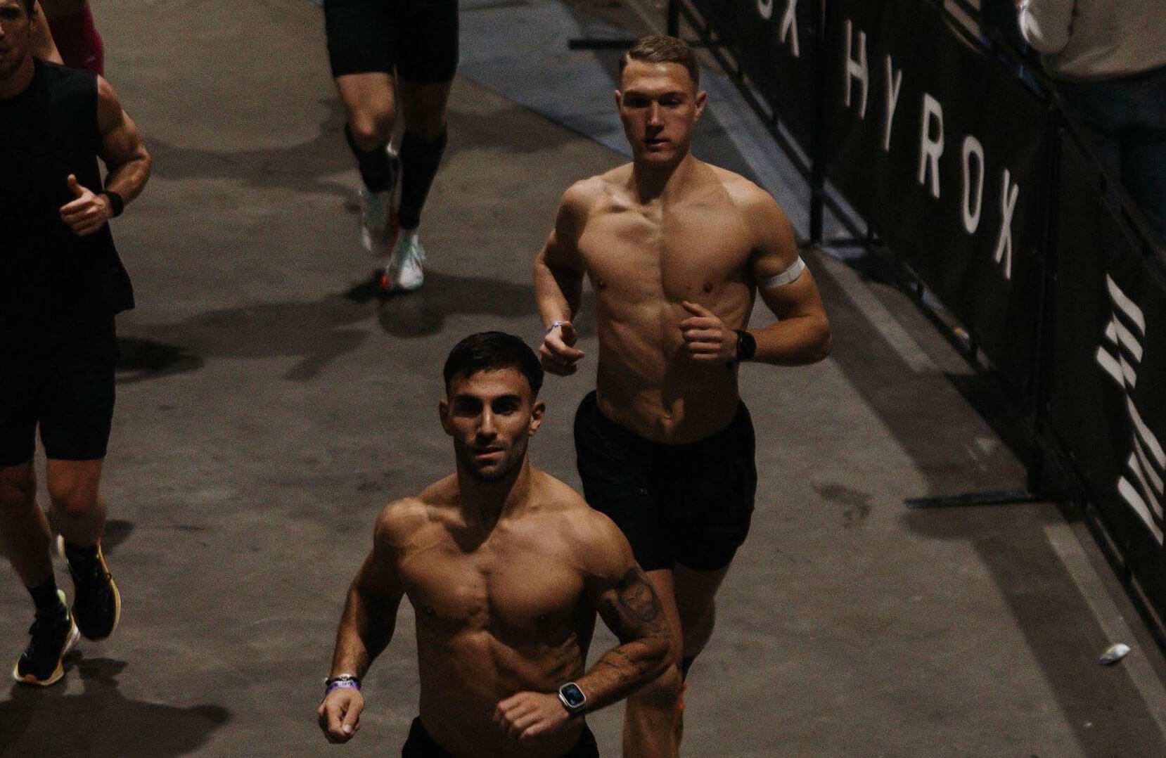 Hoe kun je het beste trainen voor HYROX?